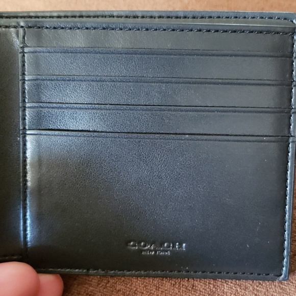 Coach compact ID wallet in signature canvas. - Picture 5 of 6